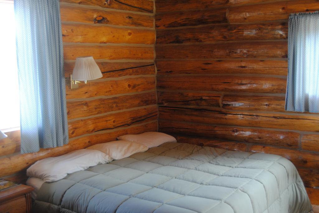 Medicine Bow Lodge Tenmile ภายนอก รูปภาพ