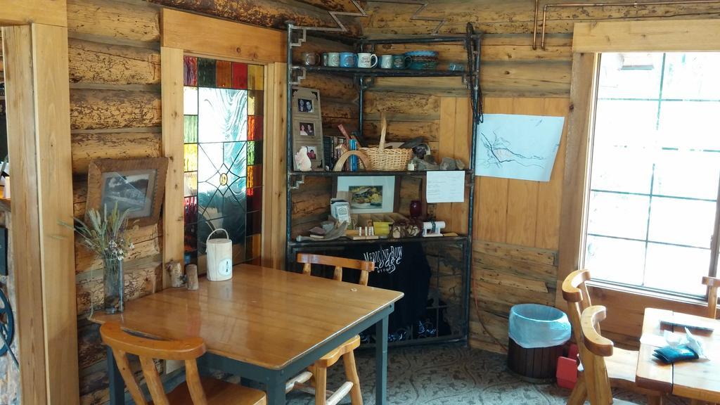 Medicine Bow Lodge Tenmile ภายนอก รูปภาพ